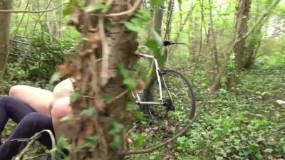 Ludivine Prise En Foret - hotmovs.com