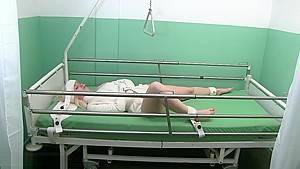 Straitjacket in bed - hdzog.com