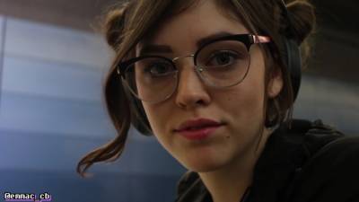 Emma Choice - Fucking the Girl from the Train - hclips.com