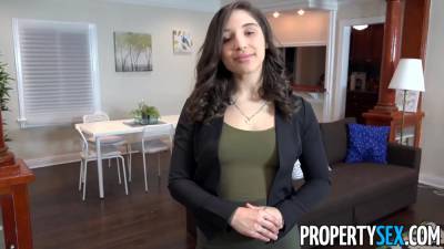 Hot body young Abella - upornia.com