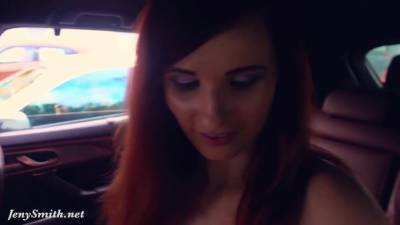 Jeny Smith was caught naked in a car twice - hotmovs.com