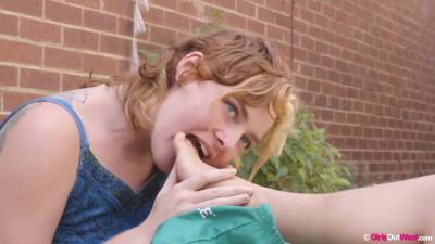 Kayla Rain and Olive G. got down and dirty with each other, just for fun - upornia.com