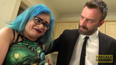 Caitlin Minx gives her cunt to him for cum - upornia.com