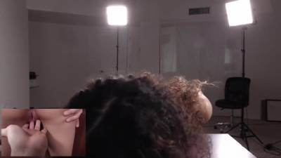 Hiiiii - hotmovs.com