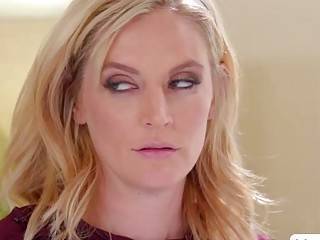 Riley Reid - Riley - Riley Reid finally licks her Stepmom Mona Wales pussy - tubous.com