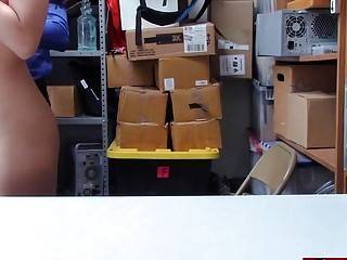 Ebony shoplifter fucked by security - tubous.com