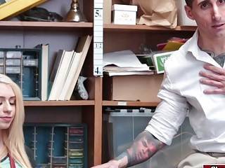 Theif babe caught and fucked by officer - tubous.com