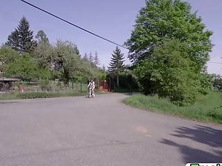 Kizzy gets bang by some strangers cock - tubous.com