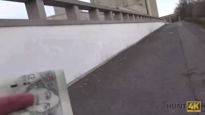 Gentleman Is Ready To Pay For Sex With Alluring Young Lady - hotmovs.com