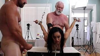 Gia Vendetti - Gia Vendetti (DSC8-5) BDSM Bondage Oral Doggystyle Creampie Toys - xvideos.com