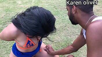 treinador envez de ensinar a aluna ele passou a piroca nela - xvideos.com - India