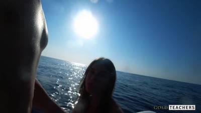 Lustful Student Seduced A Surf Instructor And Gave Him Her Virginity Right In The Sea - hotmovs.com