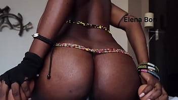 Riding my dildo with waist beads - xvideos.com