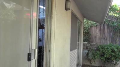 Superheroine Batgirl Is Captured And Humiliated In Bounds - hotmovs.com