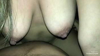 Tirandomela nuevamente para mi mujer - xvideos.com