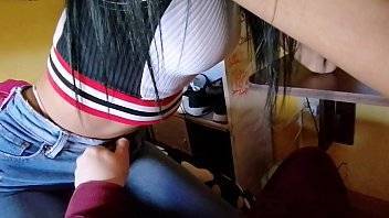 ME FOLLO A MI MEJOR AMIGA MIENTRAS HACÍA TAREAS DE LA UNIVERSIDAD - xvideos.com - Mexico - Usa