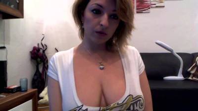 Daniela Cristea - amateur mom masturbating close up - Big natural tits - xtits.com - Romania