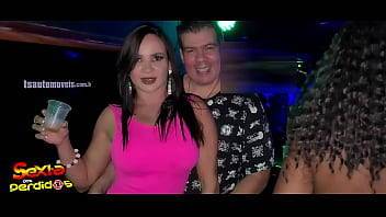 Alex - Festa de Lançamento do Meu Canal Na Sexta Dos Perdidos Acaba em Putaria na Cama com Bianca Naldy e Alex lima no Anal , Festaprime filmando ,Completo no RED - xvideos.com