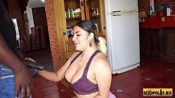 Haide Unique con el Lechero - xvideos.com