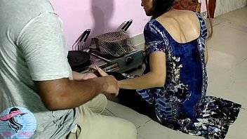 चुत मार मार कर सूजा दी| घर में चोदा भाई ने | YOUR PRIYA - xvideos.com - India