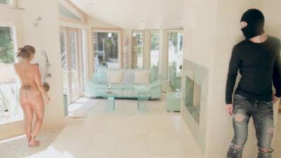 Ava Addams - Markus Dupree - Bloke enters her house and fucks her brains out - hellporno.com