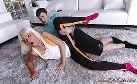 Alex - Mother companion's daughter strapon As alex shoved her - al4a.com