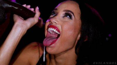 Alexis Tae - Rob Piper - Strong black dick makes thirsty brunette wanna swallow - hellporno.com