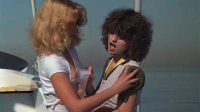 Sex Boat 1368 - tubepornclassic.com