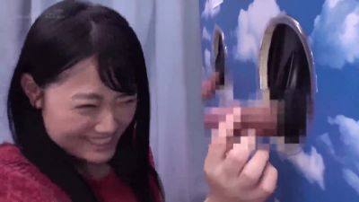 240929男のティンポ当てスケベゲームh4 - videohdzog.com