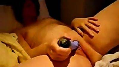 Blue toy slips into shaved pussy - hellporno.com