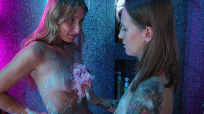 2 Horny Lesbians Have Fun In The Shower - videohdzog.com