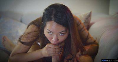 Insolent Asian doll shoves thick cock in her mouth until she chokes - hellporno.com