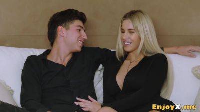 Anastasia Brokelyn - Tommy Cabrio - Mrs. Naughty Flaunts Her Seductive Moves, Providing An Blowage For Her Visitor In The Dining Area With Tommy Cabrio And Anastasia Brokelyn - videohdzog.com