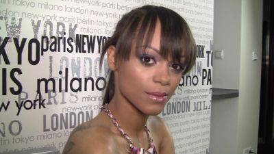 Uwielbiam Mezczyzn Z Duzymi Palami - videohdzog.com