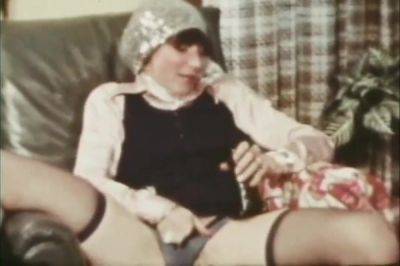 Hippies In Heat - Full Vintage Movie - tubepornclassic.com