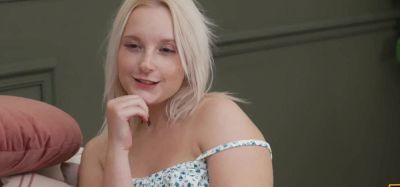 My daddy fuck my girlfriend while i playing game - inxxx.com