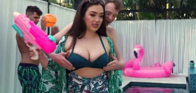 Blow Job - Poolside freeuse fun with hot housewife - inxxx.com