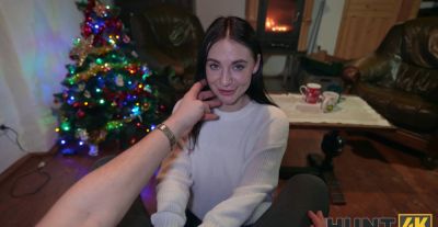 Skinny teen Emma Evans gets caught and fucked on christmas - alphaporno.com