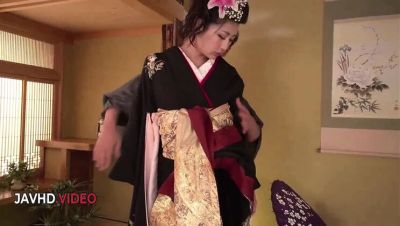 Yuna Shiratori Amazing Asian Doll Gives Mind-Blowing Blowjob - xxxfiles.com