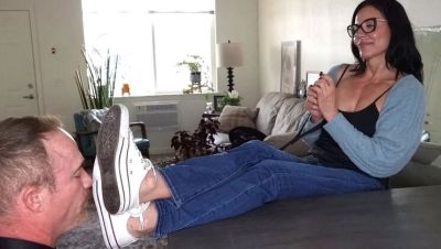 GoddessZephy Makes Slave Lick Dog Shht Off Her Sneaker Soles - porntry.com - Britain