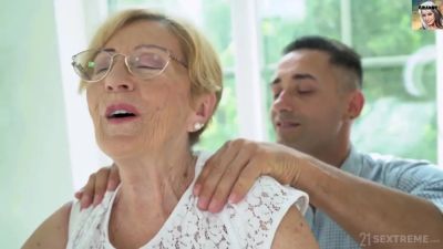 Granny Mayla - videomanysex.com