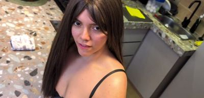 How to treat a MILF stepmom's huge ass the right way - inxxx.com