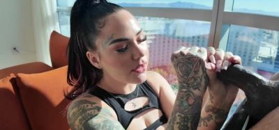 Karmen Karma - Big Ass MILF Pawg Cosplay as "Hood Chick" Takes Big Dick 11 inch + Deep Throat - inxxx.com