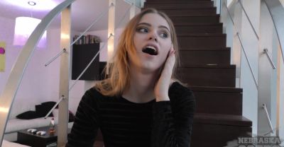 Teen Margarita's t*** titties bounce in HD as she strokes her wet slit on a couch - alphaporno.com