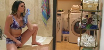 Teen having 3some with lesbian stepmoms - inxxx.com