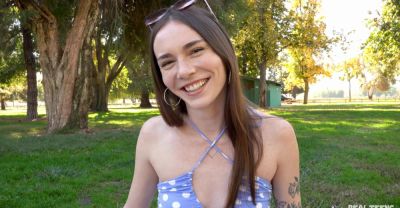 Amateur babe Tess and stud Shawn go all out in a steamy romp - alphaporno.com