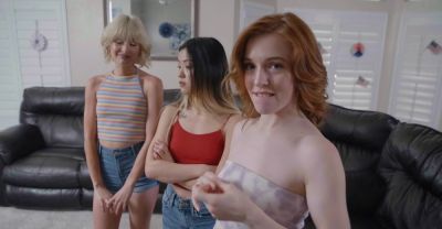 Asian cuties sucking cock in doggy style - alphaporno.com