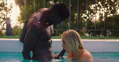 Blowjobs & Big Black Cocks: Bailey Brooke Gets Fucked Outdoors - alphaporno.com