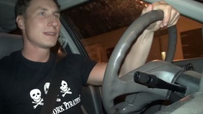 Black-haired beauty in fishnets gives head in a car at night - yesvids.com