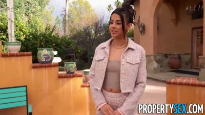 Petite real estate agent meets client for viewing and ends up on all fours taking it deep and getting a facial - yesvids.com